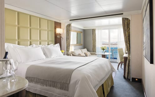 Regent Seven Seas VOYAGER Concierge Suite 1